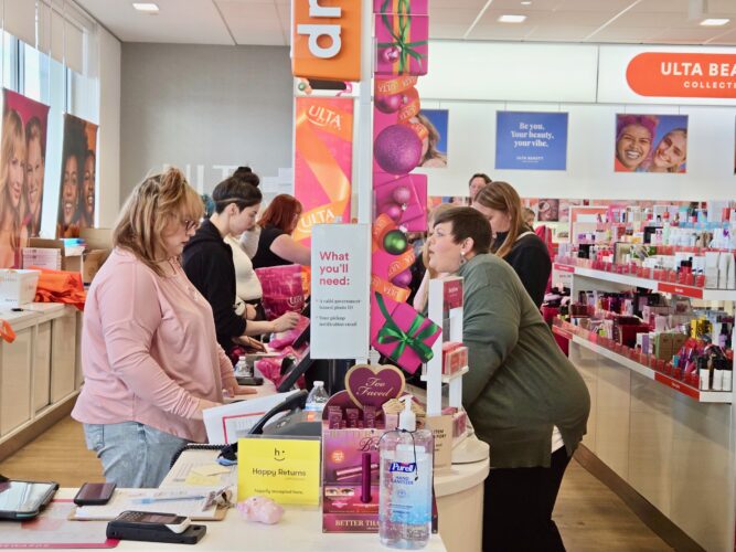 Resurgence: Shoppers return in force for Vienna’s Black Friday